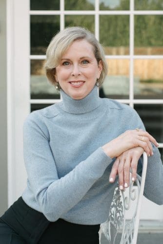 A headshot of Shirlee Tully